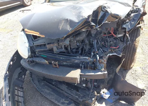 2007 Volkswagen Rabbit 4-Door from USA, damaged, VIN WVWDR91K67W019848